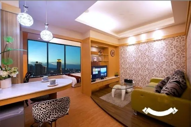 Tek Büyük Yataklı Oda (with Street View)