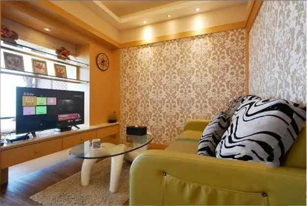 Tek Büyük Yataklı Oda (with Street View)