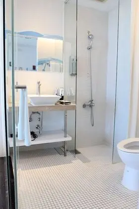 Comfort Tek Büyük Yataklı Oda, Şehir Manzaralı (City View)