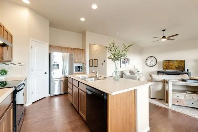 Ev, Birden Çok Yatak, Veranda, Bahçe Manzaralı (854 W. 64th St.  Loveland)