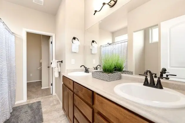 Ev, Birden Çok Yatak, Veranda, Bahçe Manzaralı (854 W. 64th St.  Loveland)