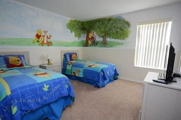 Ev (86340 2-Story Prestine 4-Bed Pool Hom)