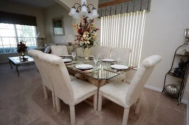 Ev (86340 2-Story Prestine 4-Bed Pool Hom)