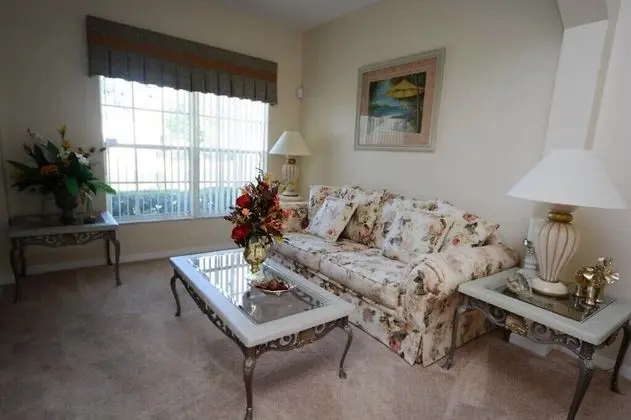 Ev (86340 2-Story Prestine 4-Bed Pool Hom)