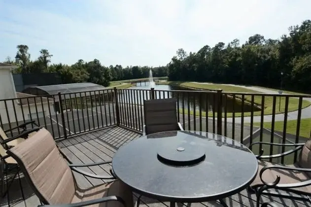 Ev (86340 2-Story Prestine 4-Bed Pool Hom)