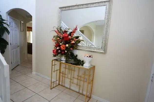 Ev (86340 2-Story Prestine 4-Bed Pool Hom)