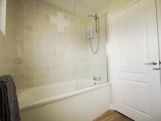 Ev, Özel Banyo, Deniz Manzaralı