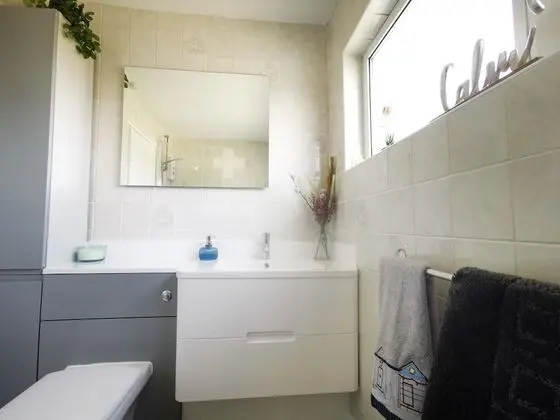 Ev, Özel Banyo, Deniz Manzaralı