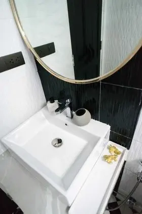 Design Tek Büyük Yataklı Oda, 1 En Büyük (King) Boy Yatak, Sigara İçilmez, Şehir Manzaralı