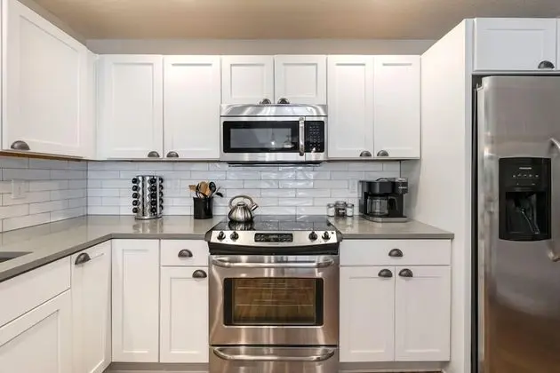 Ev, Birden Çok Yatak, Mutfak, Bahçe Manzaralı (874 Baum St. (Unit C))