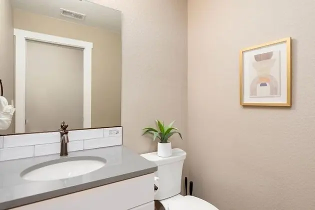 Ev, Birden Çok Yatak, Mutfak, Bahçe Manzaralı (874 Baum St. (Unit C))