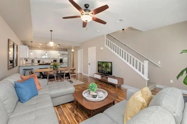 Ev, Birden Çok Yatak, Mutfak, Bahçe Manzaralı (874 Baum St. (Unit C))