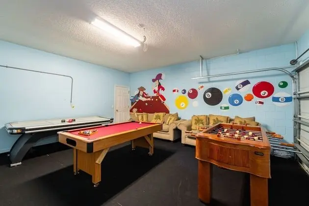Ev (87631 Games Room+2-Masters+HotTub+Wat)