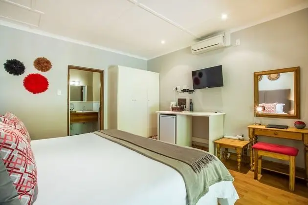 Oda (Stoep/Verandah Queen)