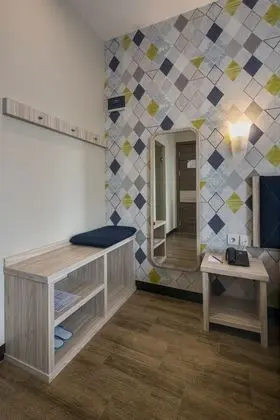 Business Tek Büyük Yataklı Oda