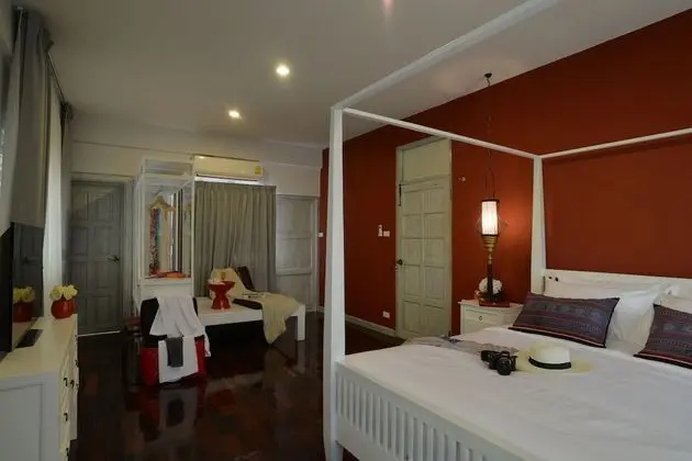 5-Bedrooms Luxury Villa with Private Pool and Garden