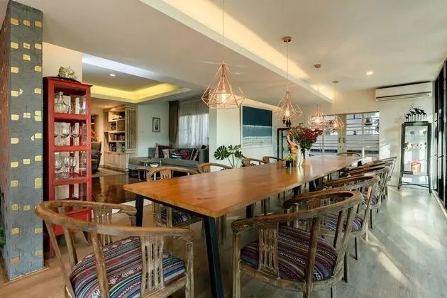 5-Bedrooms Luxury Villa with Private Pool and Garden
