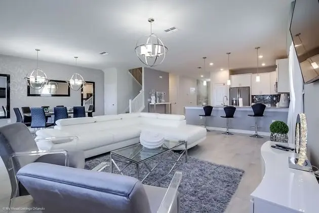 Villa (8915SD  8 Bedroom Resort Villa With G)