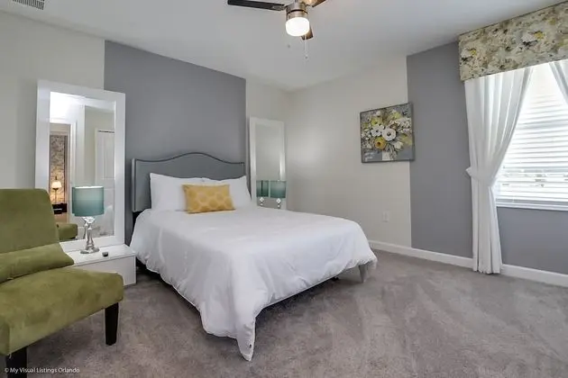 Villa (8915SD  8 Bedroom Resort Villa With G)