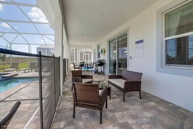 Villa (8915SD  8 Bedroom Resort Villa With G)