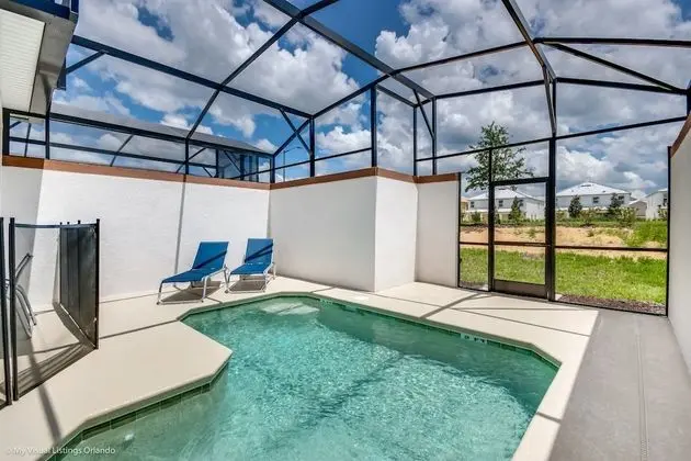 Ev (8917STIN New Luxury Furnished 5 Bedro)