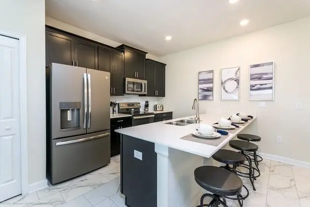 Ev (8917STIN New Luxury Furnished 5 Bedro)