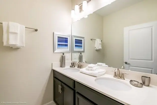 Ev (8917STIN New Luxury Furnished 5 Bedro)