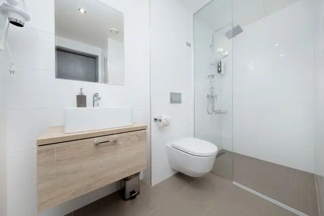 Smart Studio w/balcony, Rotermanni (2)