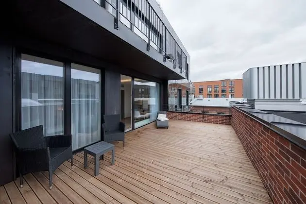 Smart Studio w/terrace (1A)