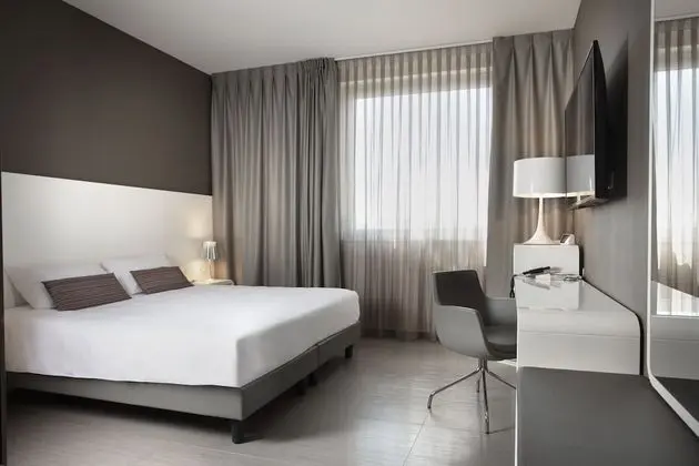 Comfort Tek Büyük veya İki Ayrı Yataklı Oda