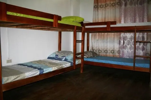 Dört Kişilik Oda, Ortak Banyo