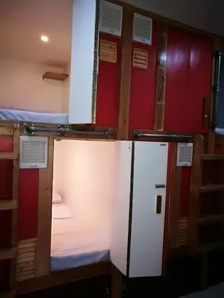 Ortak Ranzalı Oda (Private Capsule)