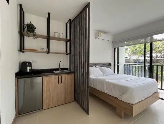 Premium Tek Büyük Yataklı Oda