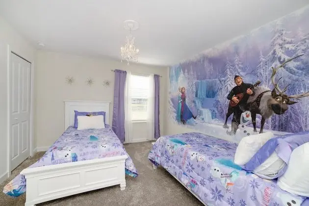 Villa (8816CRUDEN)