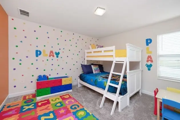 Villa (8816CRUDEN)
