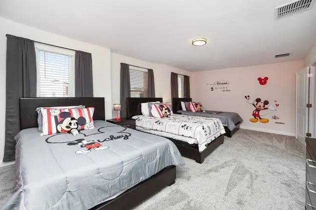 Villa (8816CRUDEN)