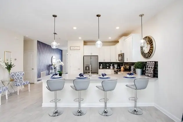 Villa (8816CRUDEN)