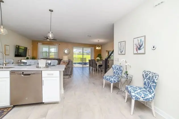 Villa (8816CRUDEN)