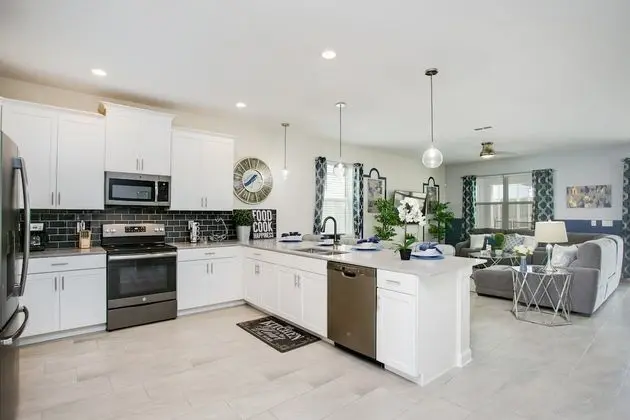 Villa (8816CRUDEN)