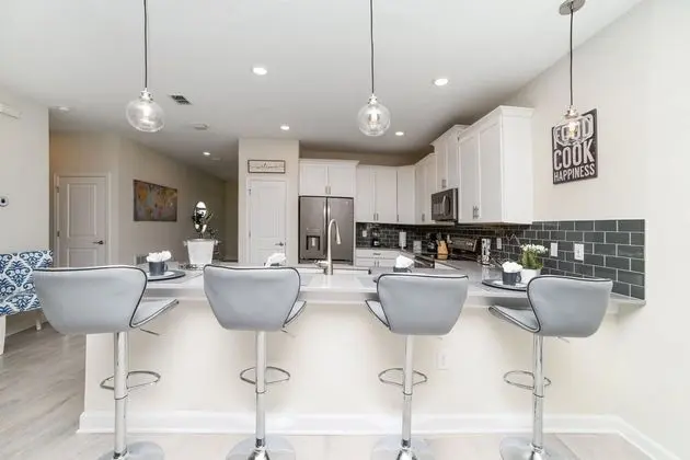 Villa (8816CRUDEN)