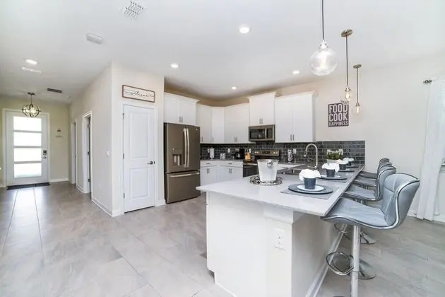 Villa (8816CRUDEN)