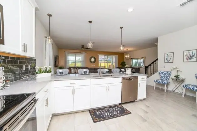 Villa (8816CRUDEN)