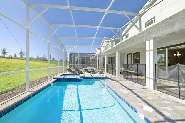 Villa (8816CRUDEN)