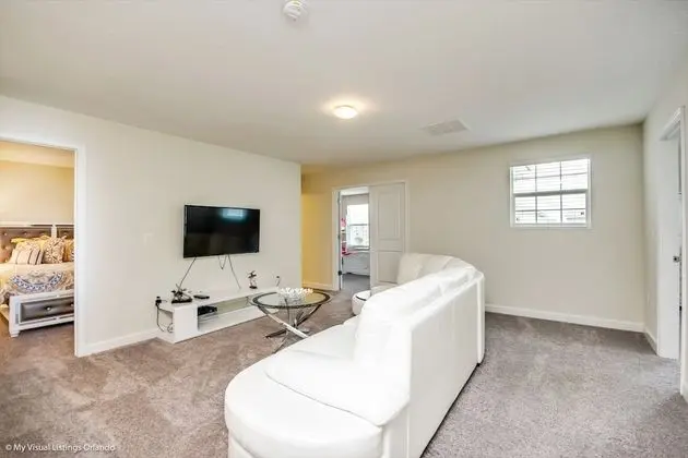 Villa (1672mvd  Amazing Champions Gate 8 Bed)