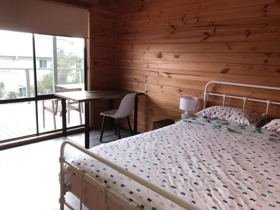 Ev, 5 Yatak Odası (2 Tri-bunk, 2 Queen, 2 Single Trundle)