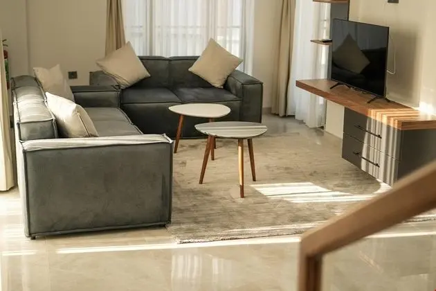 Villa 2