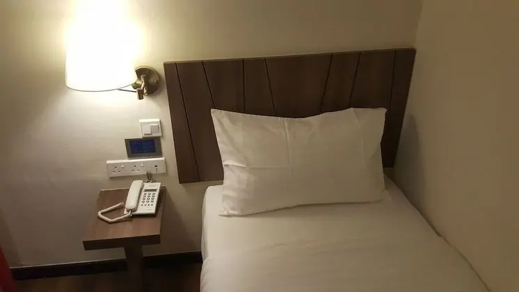 Tek Kişilik Oda