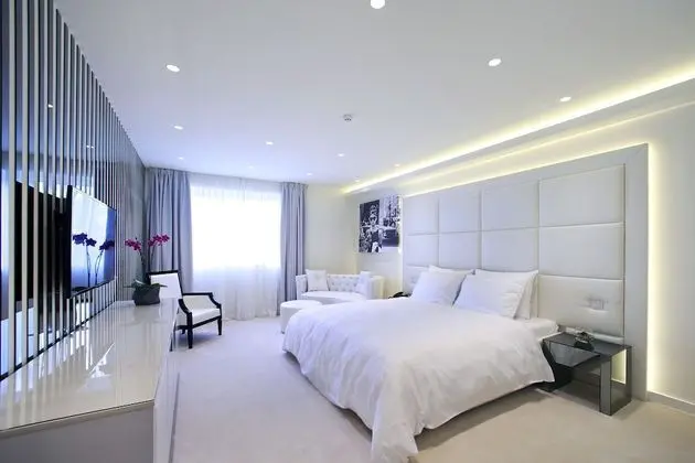 Luxury King Room