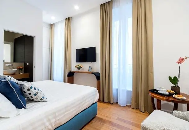 Deluxe Tek Büyük veya İki Ayrı Yataklı Oda