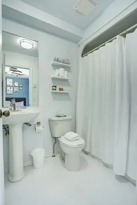 Deluxe Oda, 1 Büyük (Queen) Boy Yatak, Sigara İçilmez, Özel Banyo